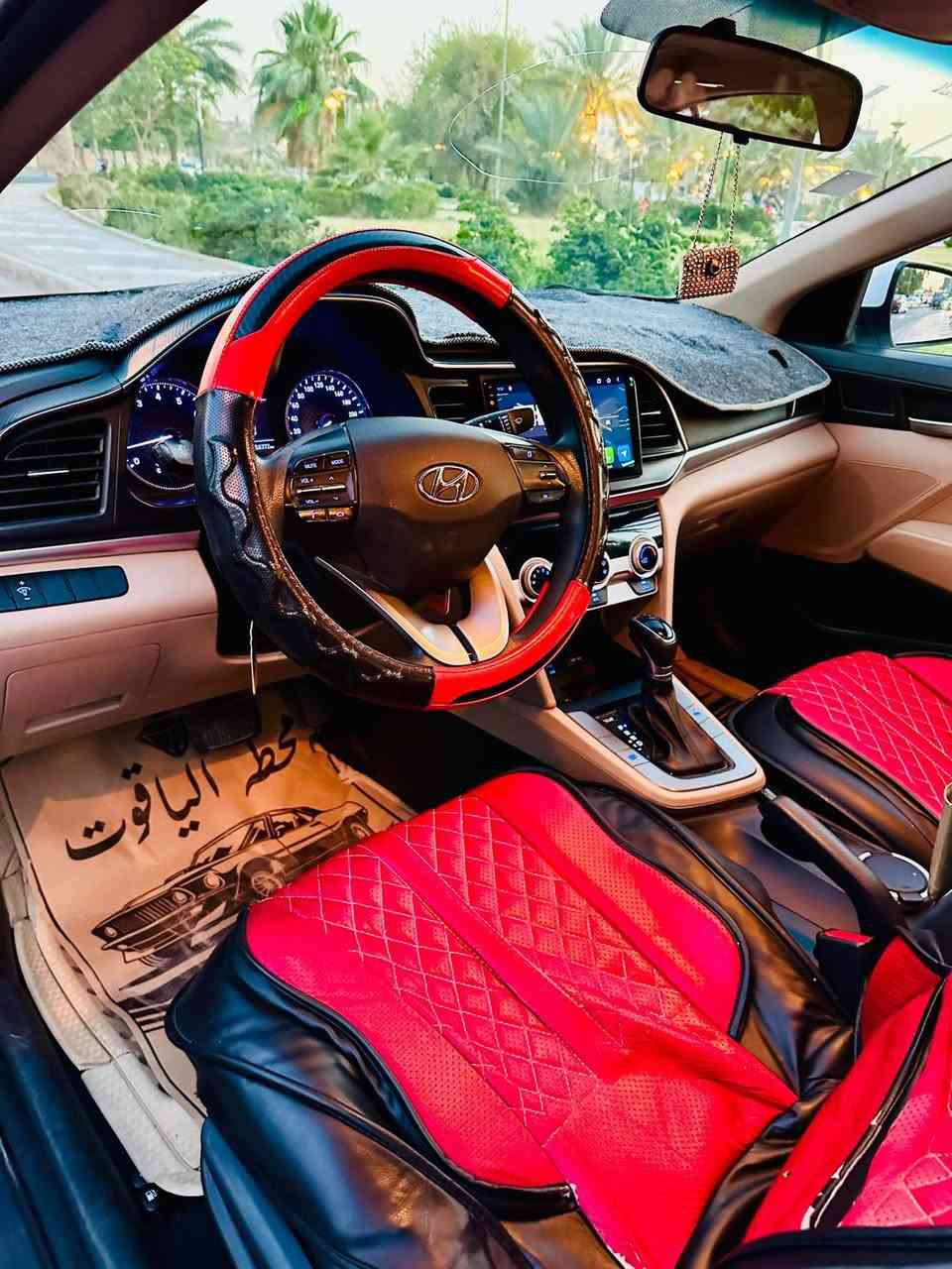 سيارة النترا 2020
فوول مواصفات ماشية (58) الاف قابل للزيادة
1-محرك 2000 دووش
2-حساسات خلفيه اماميه وجانبيه
3-كاميرا مع شاشه لمس 
4_تحكم ستيرن
5- مري شفط + اشارة ترحيب
6-بصمه + بصمة ابواب
7-سلايت روووف
8-اربعة انظمة قيادة ايكو _ سبورت _ سمارت _ عادي
9_ صندووق بصمه
10_ 4 ايرباك تبريد قطعتين
السياره رقم واسط استلام شركة موظفين 
السعر 165
***********
