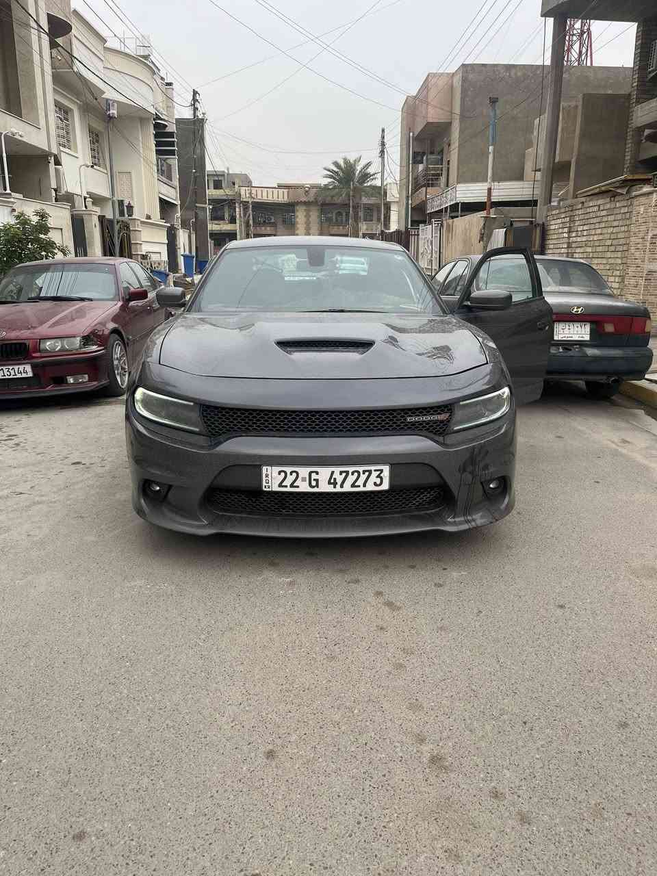 دوج جارجر٢٠١٨ RT
محرك 8سلندر 5700
سياره حيل حلوة ونظيفة 
ماتحتاج مصرف جاهزة من كلشي
نوع الحادث جاملغ امامي+ خلفي وهنا بابين نفس صفحه مطابق لون   يعني (صفحه بيه) 
ماشيه٦٦
السعر١٦٣ وبيه مجال 
مواصفات 
 شاشة للتحكم في ايعازات السيارة
تحكم ستيرن جهتين
طقم تاير جديد
تبريد قطعتين امامي خلفي
 سستم صوت متكامل
كشنات كهرباء السايق
 مانع انزلاق
 بصمة ابواب
تشغيل عن بعد
 منافذ USB امامي خلفي
حساس خلفي اصل
العنوان:بغداد حي الجهاد حي الحسين
رقم هاتف *********** وتساب + رصيد
