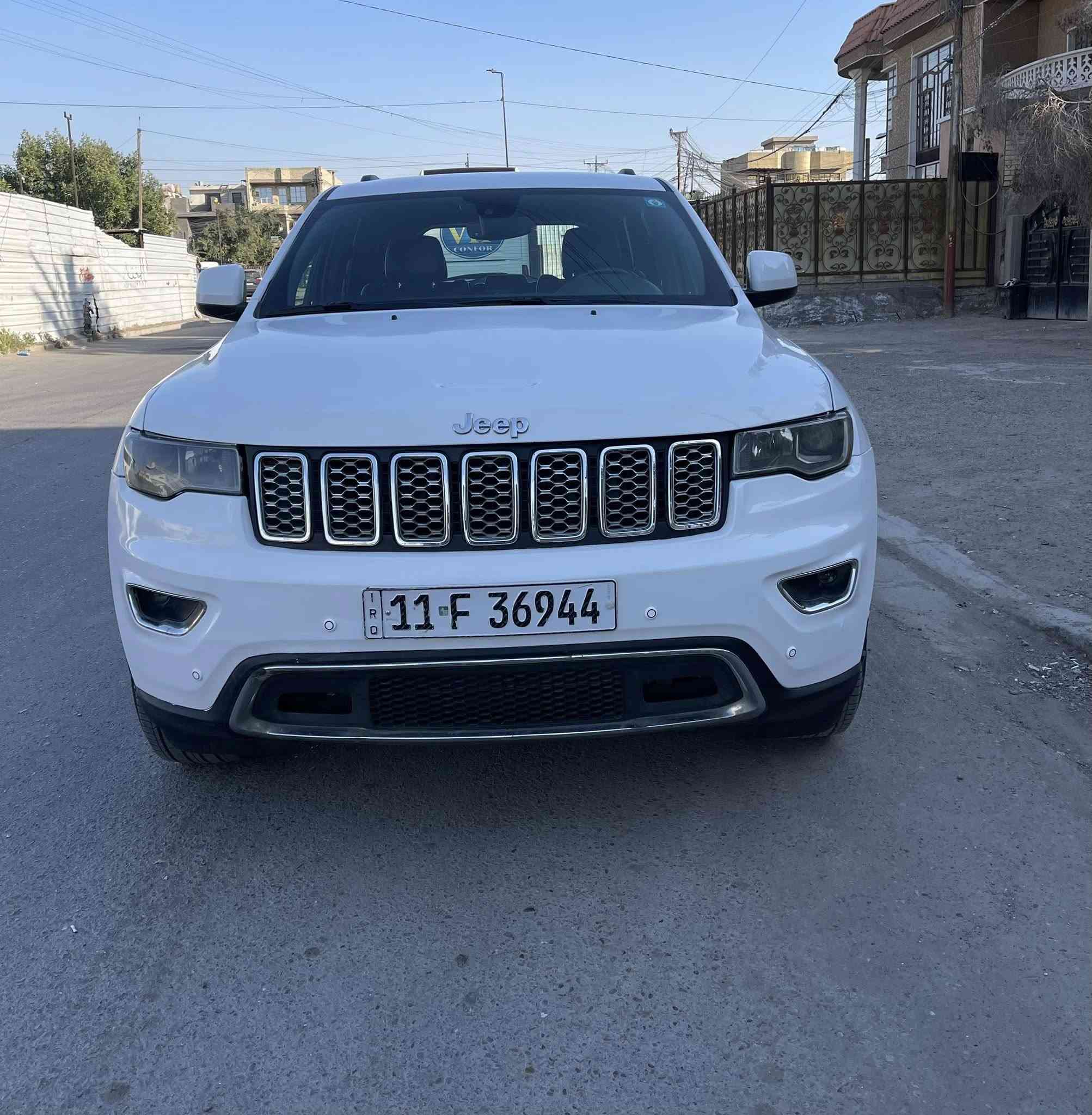 السلام عليكم للبيع جيب لاريدو لمتدد 2018 ماشية 55
حادث جاملغ بارد فقط وبنيد نفسه مصبوغ بدون دواخل مكفولة حادث موضح بالصوره دعامية فقط
رقم بغداد الدولي / بسمي تحويل 
- مكينة 3,600 / 6 سلندر
- صندوق كهرباء 
- كشنات جلد  
- كشنات تحكم كهرباء 
- كشنات تدفئه + تبريد
-شاشة جبيره
- كاميرا خلفية دوارة
- بصمة تشغيل / بصمة ابواب
- حساسات خلفية امامي
- حساسات جانبيه نقطه عمياء 
توقف عنده الرجوع بك
اطفاء ذاتي 
- ويل حجم 18 تخم تاير جديد 
لسياره جديده وجاهزه مابيه اي نقص مكاني بغداد شارع فلسطين سعر 198 وبيهه مجال للشراي ***********
