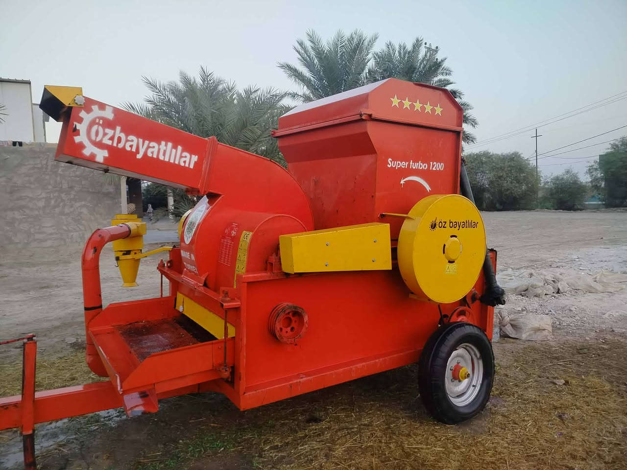 سلام عليكم البيع جاروشه تركيه مكفوله من طك ولحيم سعره 6ونص موديل ***********///***********
