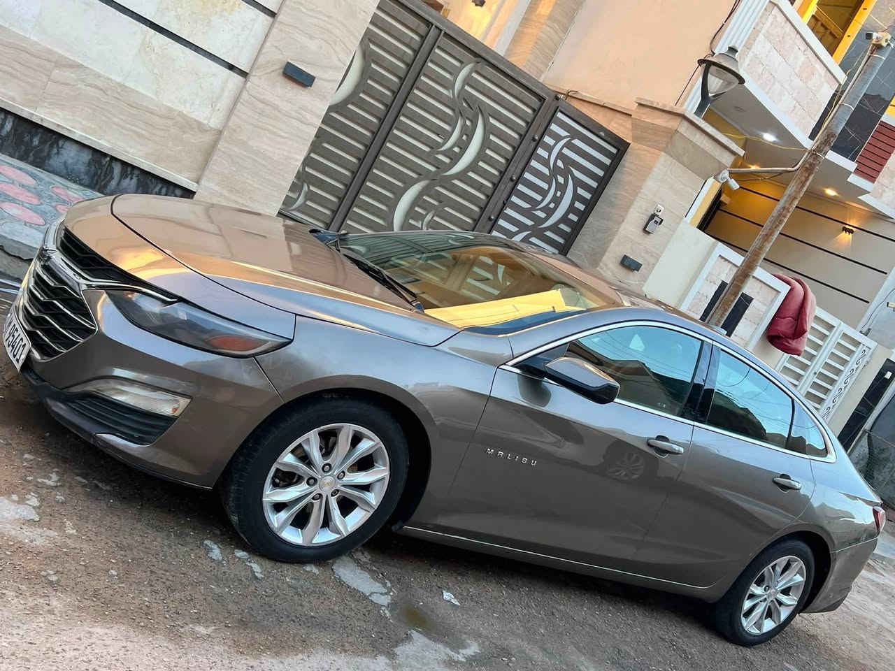 ماليبو LT ٢٠٢٠ فول للاخير عدا البنوراما

حادثها سطحي طخه جاملغ وخشم البنيد بدون دواخل

 صبغ جاملغ خلفي وشويه من الباب بدون ضرر بدون معجون فقط رش بدون دواخل بدون ايرباك

كير محرك خير من اللّه

لد امامي خلفي

حساس خلفي

سستم صوت ودمام بلادي

تبريد ثلج

فول تحكمات ستيرن

كشنات جلد وكهرباء

تدفئه كشنات

داخل عسلي

شاشه جبيره + كامره+ كار بلي

بصمه تشغيل

بصمه ابواب

اوتو ستارت

تشغيل عن بعد

تبريد بيانو

تبريد قطعتين

منظومة غاز شادلها من لشركه العامه تخم تاير جديد ادامة كاملة كلشي جديد

السعر 98 عنواني بغداد السيديه ***********
