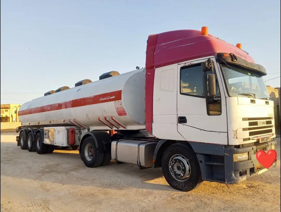 السلام عليكم سيارة البيع افيكو موديل 96 منضومه كير عادي 4ب4 محرك حجم 442 مكفول جي بي اس جديد تكيال باقي 4 شهر ينتهي بويلر جديد مكفوله السعر 250 اسفسار اتصال ***********_***********
