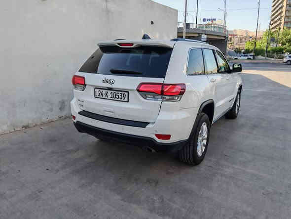 جیب کراند شيروكي كلين تایتل امیریکي موديل 2021
مواصفات لاريدو دبل اکسل شاشة مة زن کوشن هیتر سوکان هیتر کوشن كارة بائي رادار ته نشت و بشت صندوق شفت دبل سویج شغال ۷۳ ميل روشتوة. رقم دهوك. سعر ۲۸۰ ورقة. موبايل ***********
