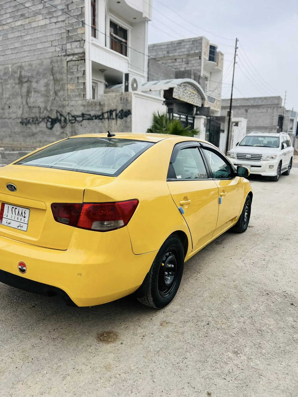 فورتي 2012 رقم ديالى سنويه لغاية 28 شرط التحويل محرك 2000 دوش مكينه وكير خير من الله صدر امامي خلفي جديد تخم تاير تبريد تدفئه كله شغال سياره جاهزه بدون اي نقص كبل للشارع مديومه من كلشي بيها طخه بجاملغ الخلفي وسونار مرفق مع المنشور السعر 84 وبيها مجال للطيبين عنوان سياره ديالى تقاطع القدس ***********
