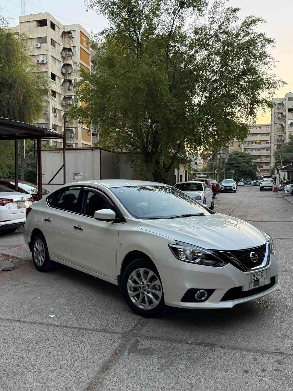 نيسان سنترا
موديل 2025
عداد المشي :6 الف بعدها بحاله الوكاله 
مكفوله كفاله عامه من كلشي 
رقم أربيل الجديد +هزه جديده
داخل جلد لون احمر
شاشه أندرويد بلاد
كامره 360 خلفيه 
ويلكب 
السياره مكفولة كفاله عامه 
السياره كلش جديده 
الهاتف ***********
