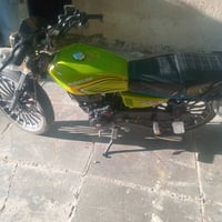 سيفان مديل ٢٠٠٢٦ لبيع جديده بعدها زيرو كهربيات كلها شغل مكينه بل جيس م...