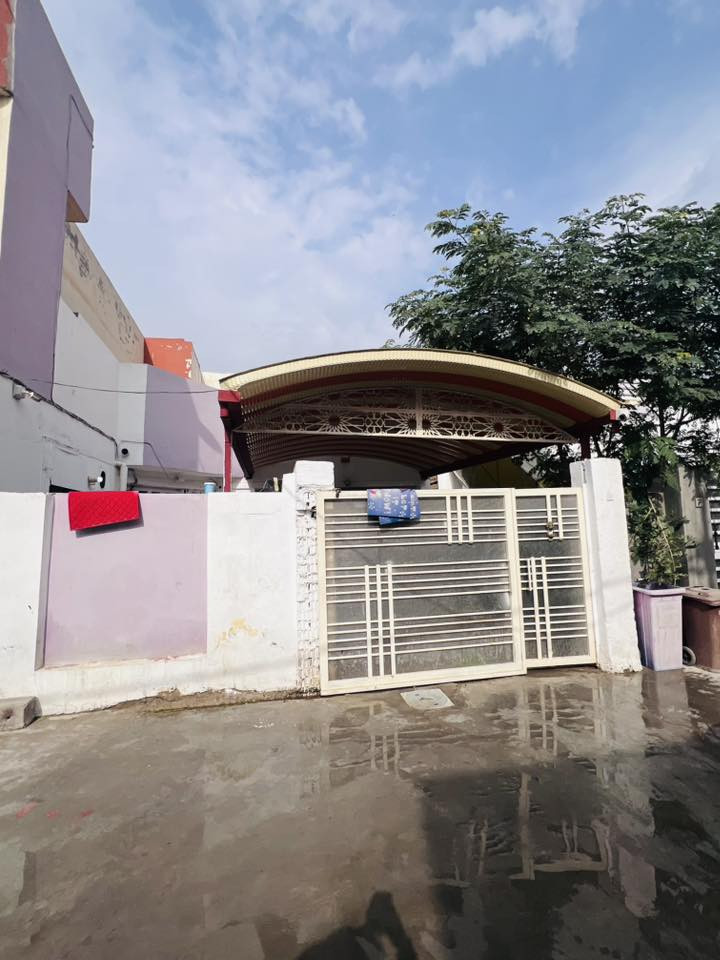 سلام عليكم على بركت الله 
✨يوجد دار للبيع
 ✨موقع العزيزيه فلكة انس شارع زاكور
✨مساحة (225)م
✨جاهز السكن طابقين 
✨متوفر كل الخدمات 
الاستفسار….
مراجعة مكتب عمار احمد للعقار 
التصال…
***********
***********
