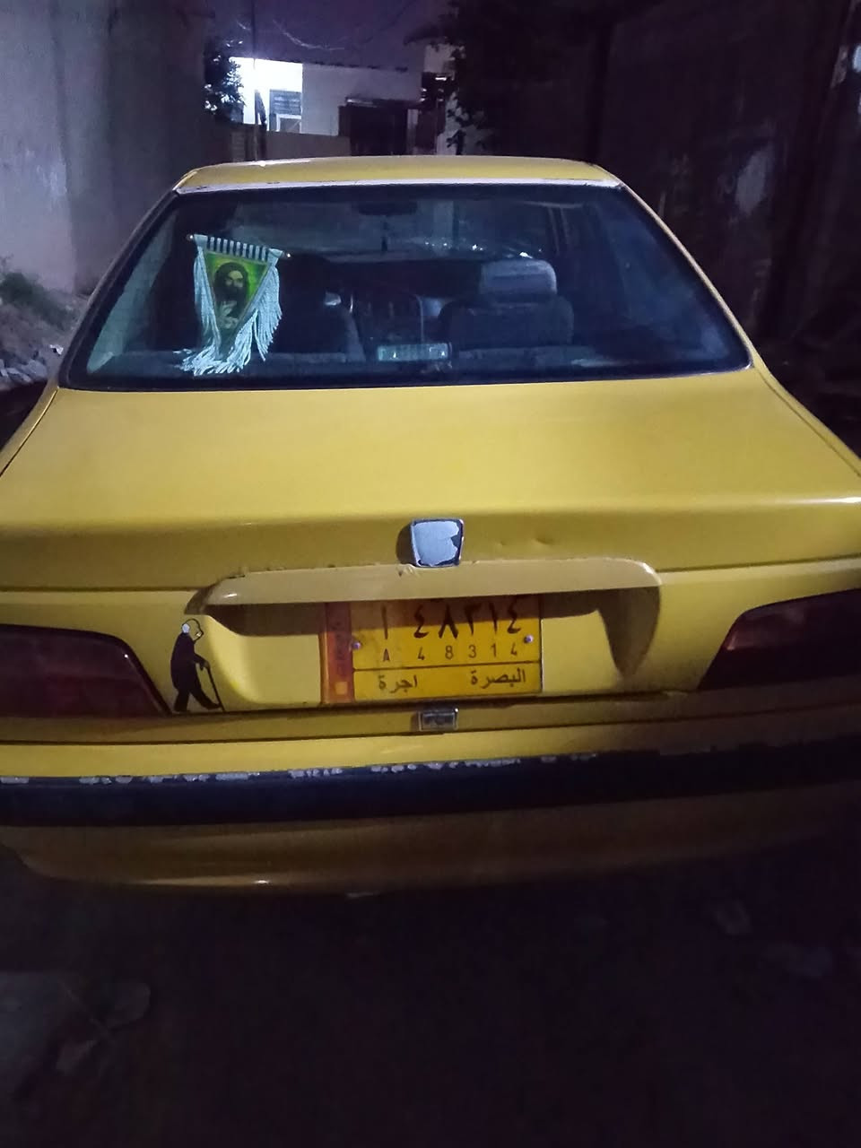 السلام عليكم بيجو بارص موديل 13 رقم الماني سنويه منتهبه قبل سنتين كير ومكينه مكفولات تبريد ثلج بيه بس البنيد طاير على الجامه راعيه موجود يريد تحويل السعر 33بيه مجال حك الجيه فقط فقط العنوان بصره مامتواجد فيس رقم الهاتف *********** بي وتساب
