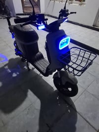 دراجة شحن • ٨ بطاريات • رجوع للخلف