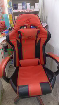 أغراض للبيع • كراسي • الديوانية