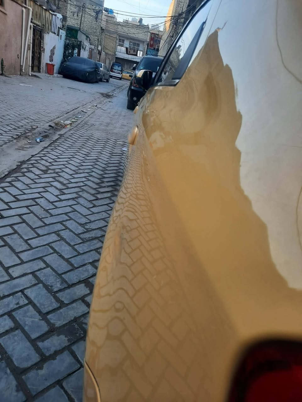 السلام عليكم كوبليت شوفر ليت 2018 للبيع بأسمي السياره خير من الله جاهزه قبل للشارع*********** السعر 75 ورقه مكاني بغداد
