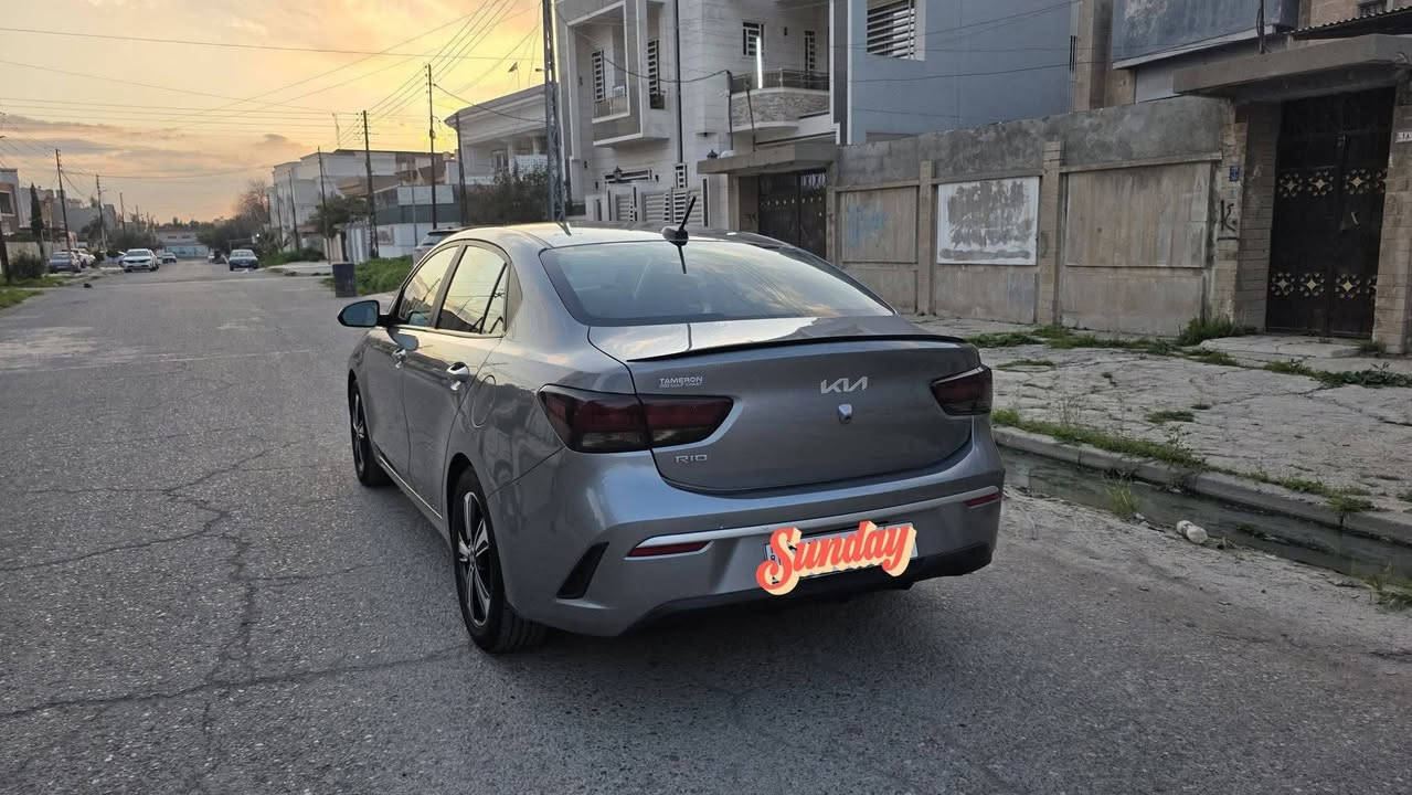 السلام عليكم..ورمضان كريم عليكم جميعاً
كيا ريو وارد امريكي 2022 للبيع ..مواصفاتها معروفة
سيارة حلوة و نظيفة وما تحتاج اي مصرف تشغل وتمشي 
بيها طخة خفيفة هنا بالعراق اسفل الباب موجودة بالصور بالبوست 
وصور حادثها بامريكا موجودة 👇🏻
 ايرباك ستيرن فقط طاك ومصلح..
السيارة رقم اربيل وموجودة بالموصل 
سعرها ١٢٥ وبيها مجال بسيط 
التواصل على الماسنجر للجادين بالشراء لطفا 🤝


**إذا كنت صاحب هذا الإعلان وتريد حذفه لأي سبب، رجاءا أرسل رسالة إلى الدعم الفني**