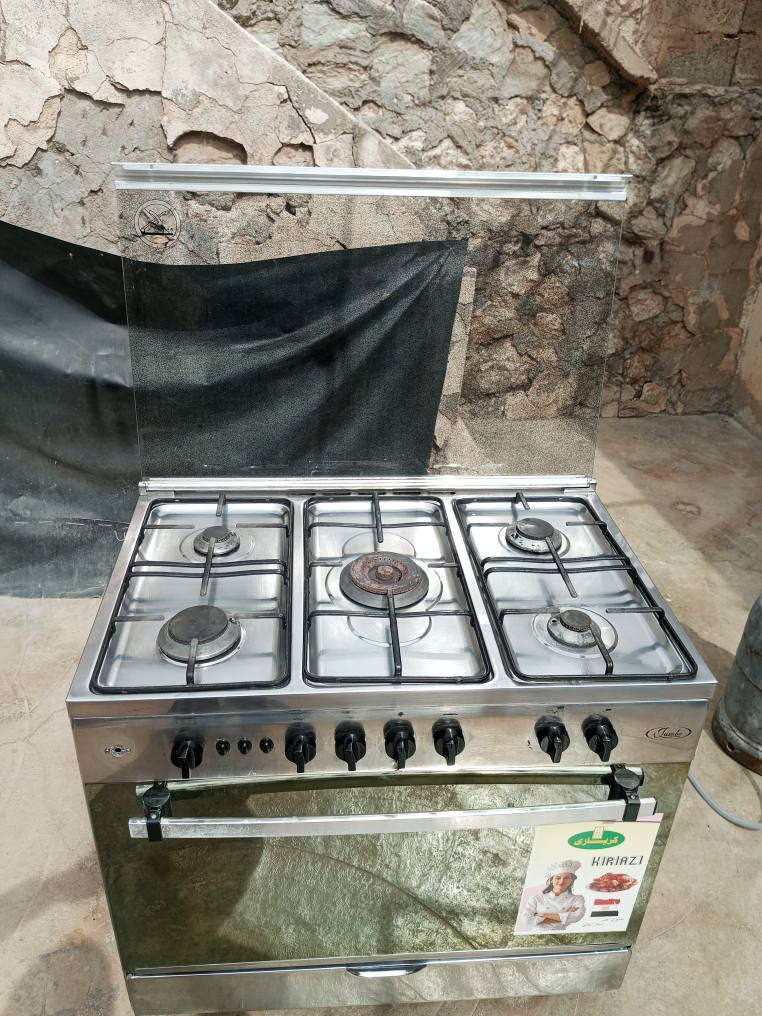 طباخ فريش مصري نظيف شرط الشغل عالفحص العيون والفرن السعر 215 وبيه مجال شراي تفضل خاص.كركوك كركوك, العراق


**إذا كنت صاحب هذا الإعلان وتريد حذفه لأي سبب، رجاءا أرسل رسالة إلى الدعم الفني**