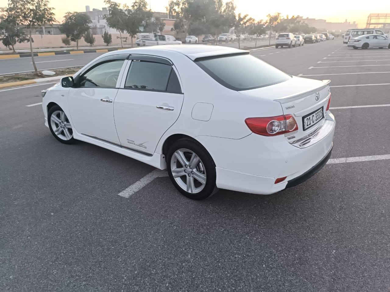 سلام عليكم كورلا موديل 2012 خليجي سياره مكفول من دعاميه الى الدعاميه بيه بس جاملغ واحد مرشوش اثر اشخوط بشرط لا مفتوح ولا معجون ولا ضربه فقط مرشوس  ماشيه 140 حقيقي محرك 1800 سياره بلاد اسبورت وحلوه مال بيت والسونار مرفق  سنويه ورقم وهزه جديده ال 2029 بأسمنه اتريد وكاله او تحويل خلال ساعتين انطيك سنويه بأسمك *********** اتصل وتدلل عنوان قضاء كلار محافظة سليمانيه
