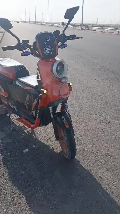 دراجه شحن اكس 900البيع سعر 450وبيه مجال عنوان ابو الخصيب حي العسكري مقابيل المحكمه دراجه نضيفه كدامك بطاريات جدد ***********
