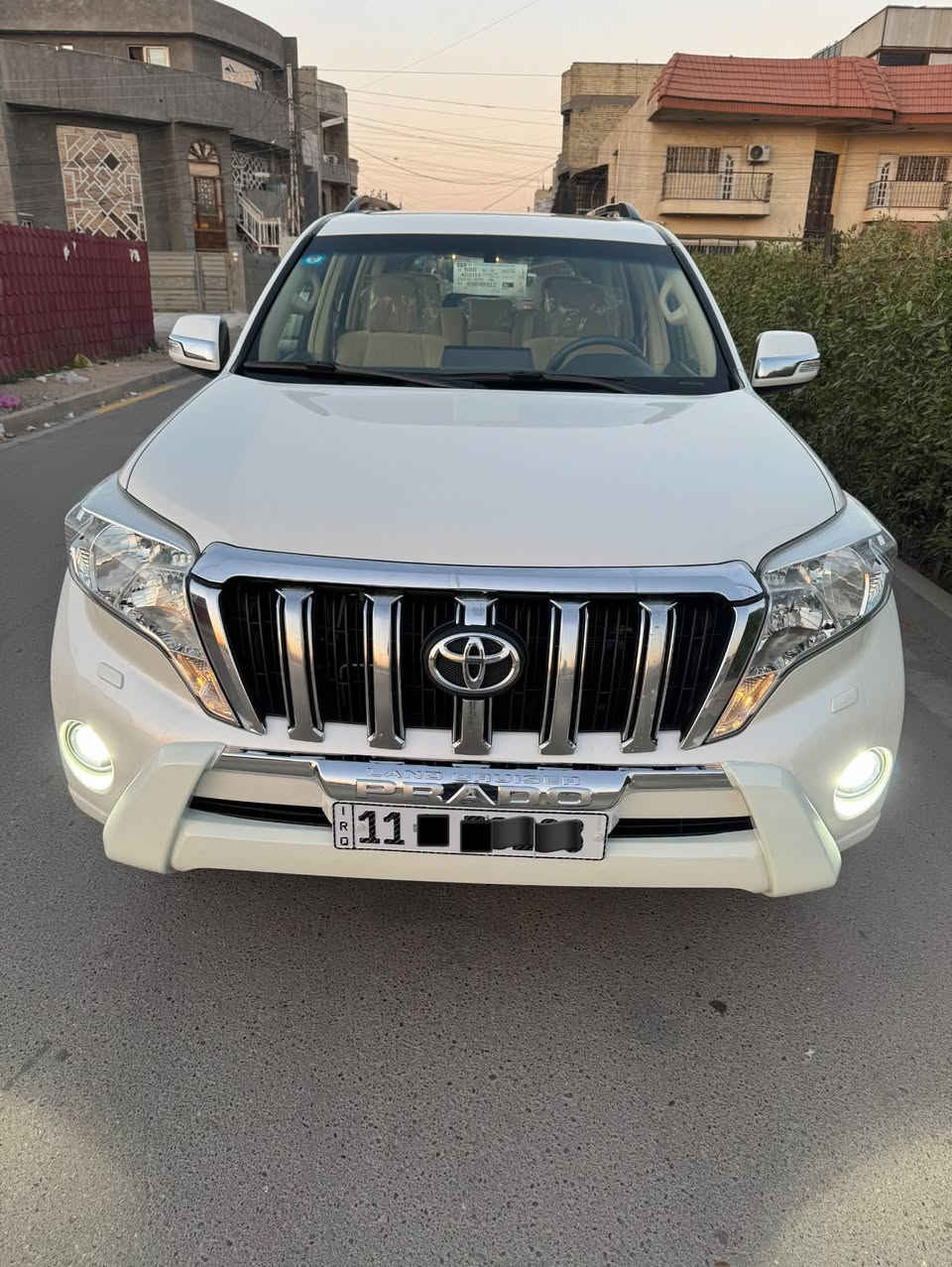 اللهم صل على محمد وال محمد 
السلام عليكم
للبيع تويوتا برادو 2015/ T.X.I مكينة 6 سلندر مكفولة كفالة عامة من الصبغ والبارد والضربة والتبديل والفتح كفالة  من كل شي كير ومكينة السيارة جاهزة من كل النواحي بعدها بوضع الوكالة فوول مواصفات
تشغيل بصمة
سلايد روڤ
كراسي كهرباء
تحكم ستيرن
مري شفط
ثلاجة
هوك خلفي
بروجكتر زنون
سبير تعليك
كامرة+ حساس اصلي
رقم بغداد الدولي
سنوية بأسمي + هزة جديدة
ارضيات الشركة ما مستخدمة
تخم تاير جديد 
كتلوكات + العدة + الجك ما مستخدمات
ماشية 68 كم

مكانها بغداد

***********
