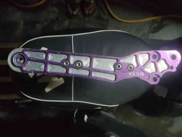 مري سعر 2.. شيال بلاد سعر 15.. شيال راجع نص متر سعر 25..مكاني شارع 30 رقم ***********
