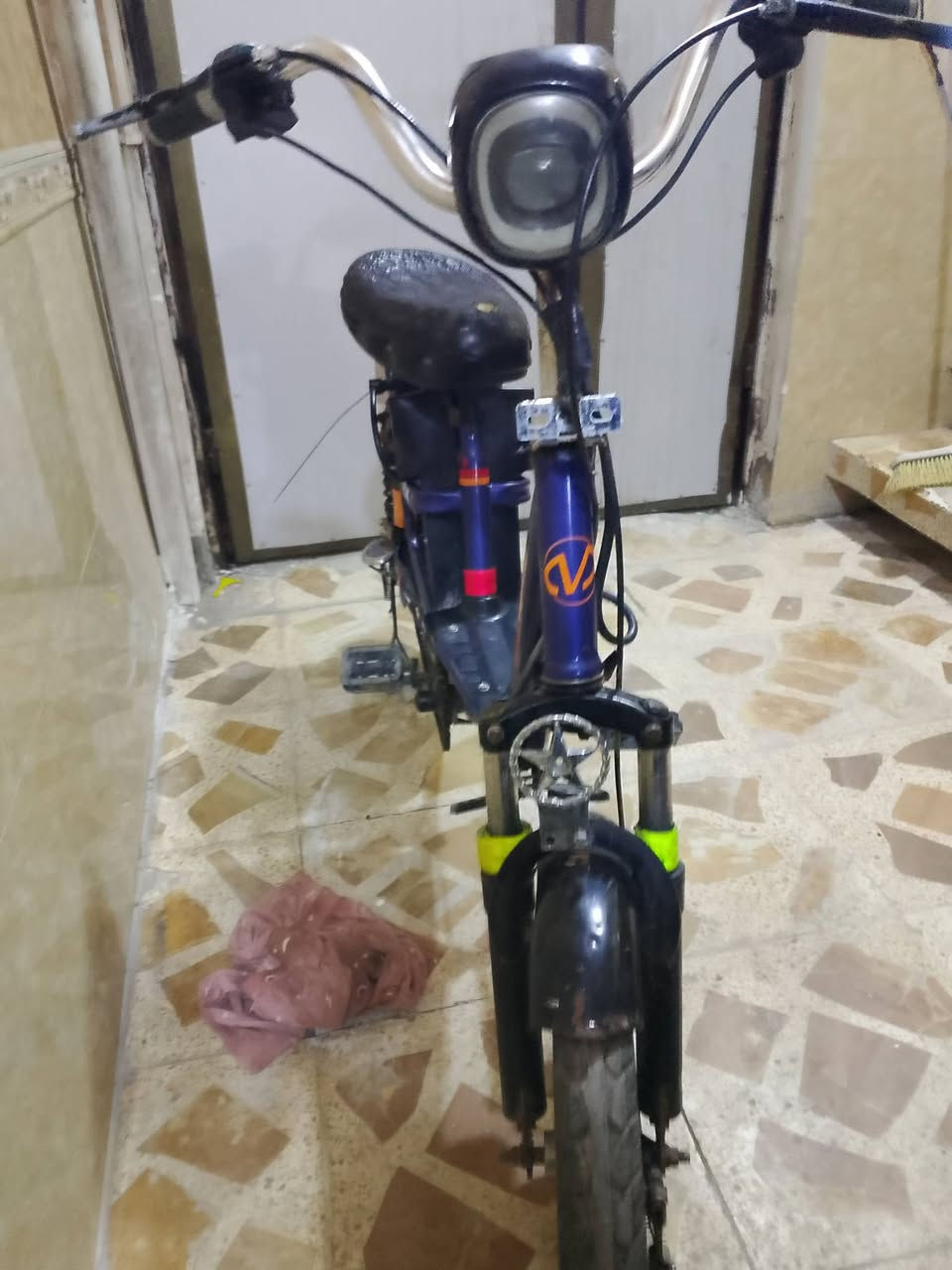 بايسكل مال شحن نظيف مرتب سعر 150


**إذا كنت صاحب هذا الإعلان وتريد حذفه لأي سبب، رجاءا أرسل رسالة إلى الدعم الفني**