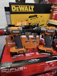 اخوان  للبيع الشراي ايراسلني الغراض كلهه جديده برشلز  توصيل متوفر  077...