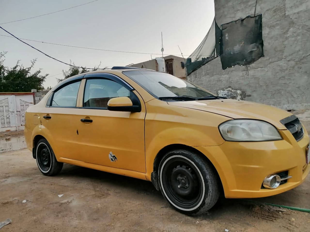 افيو موديل 2011 خليجي ستيراد شركه كير اتو 
سعر 57 وبيه مجال ***********
