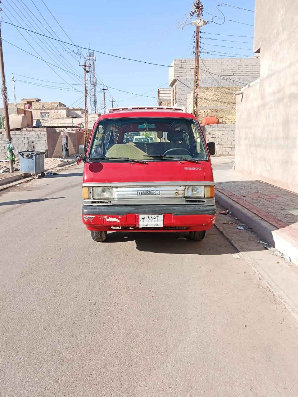 السلام عليكم
مازدا للبيع موديل 93 سنويه 26 
مكينه كير اكسل شواصي كله كفاله كشر بلاد سعر 50 وبيها مجال للاستفسار ***********
