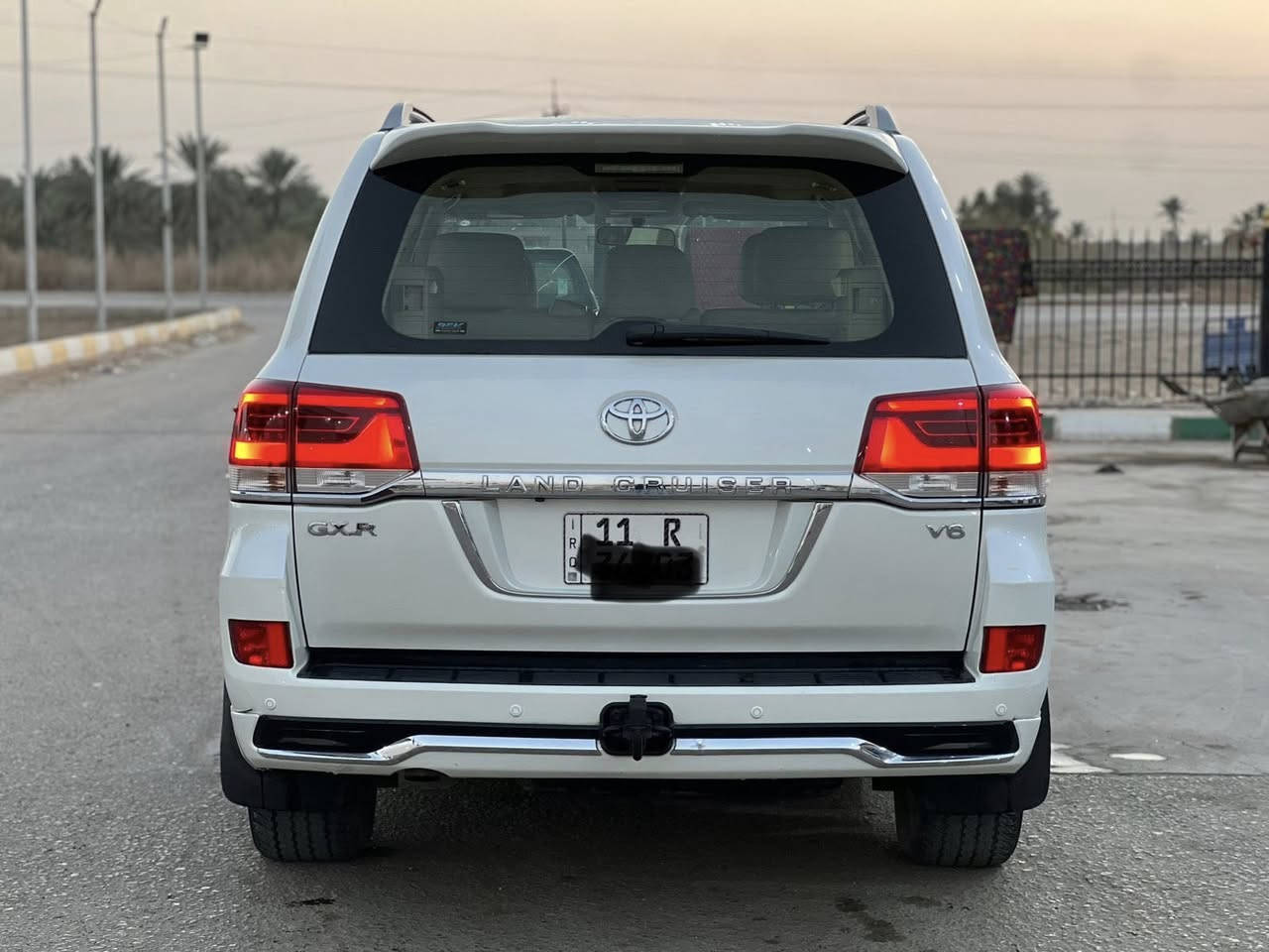 لاندكروز 2017 بريم ام الدفدي
مكفوله ماشيه ١١٢الف 
سياره جديده 
***********
