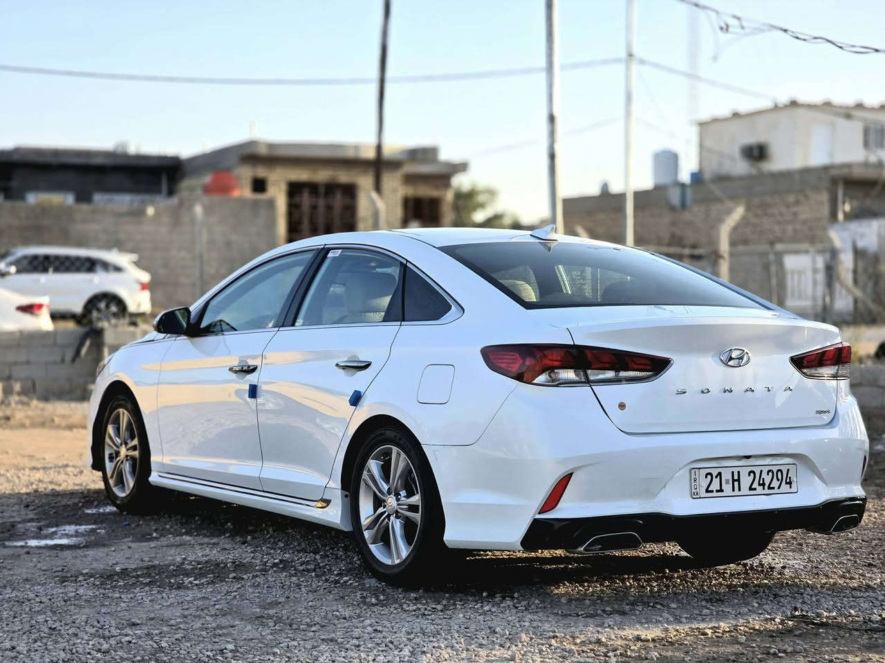 السلام عليكم.                  رمضان كريم.                         سوناتا 2018 سبورت وارد أمريكي رقم سليمانيه سنويه لل2028. مواصفات فول الفول واحد على واحد صورة الحادث مرفقه بالمنشور كير مكينه حداديه تخم تاير باتري عليهه ادامه غرفة احتراق جديده السياره تراي زيرو ونعمه من الله جاهزه من كلش احلى من الصور بهواي ماشيه 123 مكان السياره نجف السعر (127) وبيهه مجال الرقم ***********
