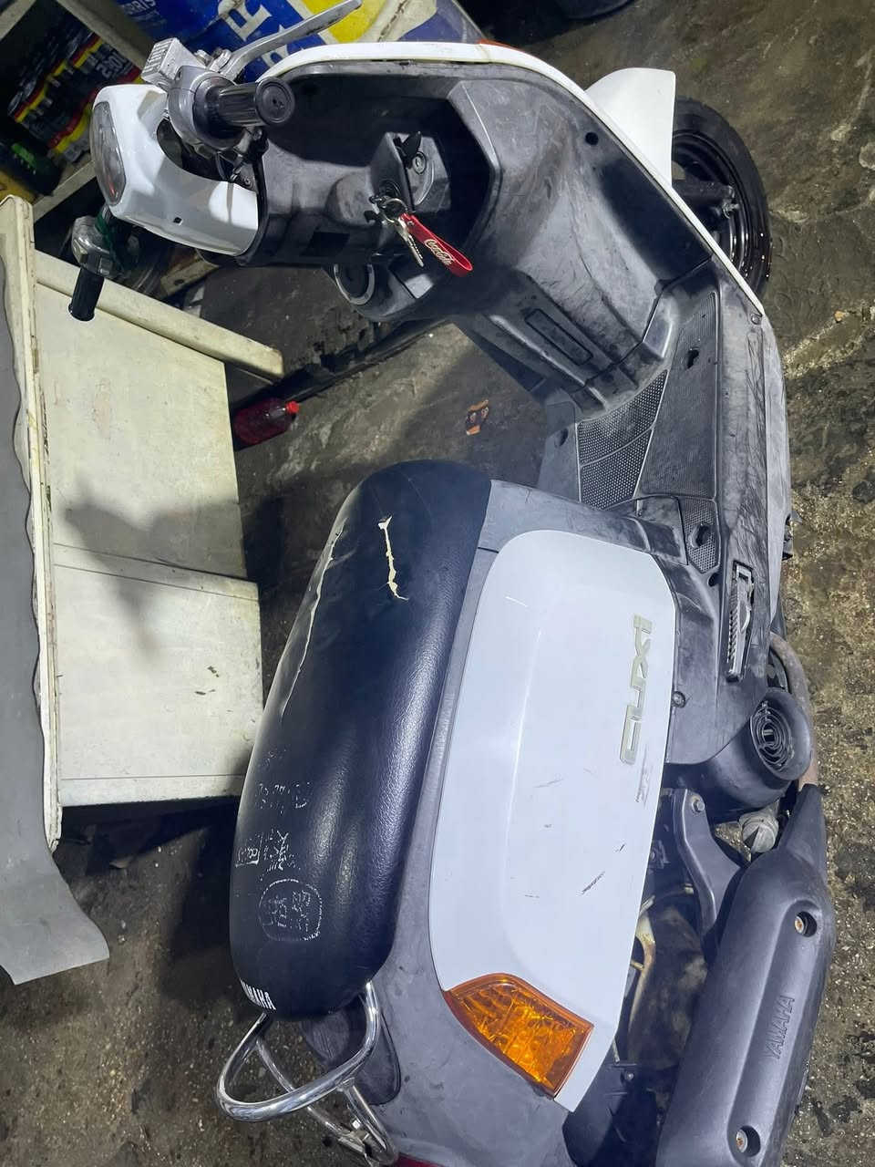 سلام عليكم دراجه بوليس للبيع مناسبه وحلوه وجديده يرادله بس سيت كفر كلشي مناقصه تخبل الدراجه خاص او ***********
