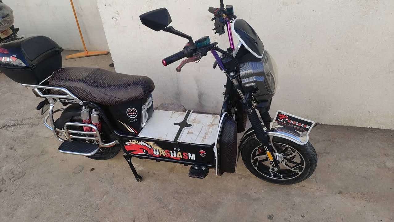 السلام عليكم متاح انشالله
دراجه هيوشه 2025 ابو تاير عريض
كشن بصمه 6 باتري ع فحص 
كهربائيات ع فحص
سعرة 600 وبيهة مجال
مكان هيت ترهم مراوس بهيوشه شحن فقط
***********
