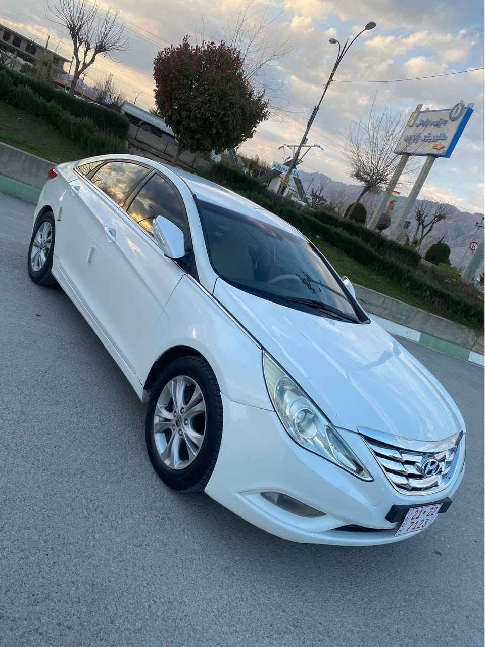 سوناتا ٢٠١١ براوةى دوبةى گيرومةكينةو گشت كيانى بةشةرت بةس شوين موسوبراوةى بوياغة بئ جالوقوب ناودةرى لوكة وةك وينةكانة 
*********** شوين رانــــــــــيه 
٥٦ كةلا كةمةك مةجال رانية, السليمانية
