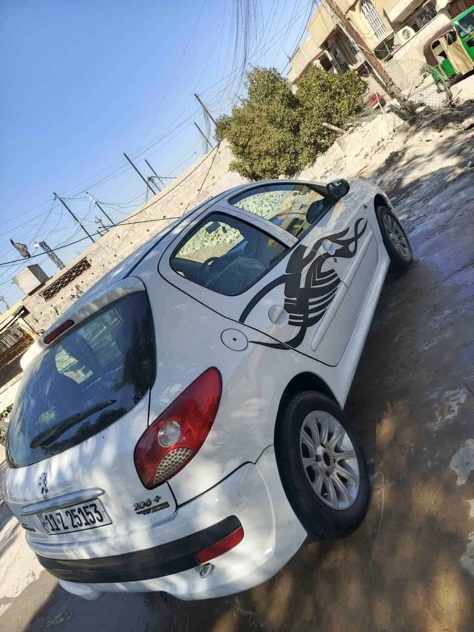 السلام عليكم
بيجو فرنسي البيع 206
مديل 2012
السياره خير من الله
كير مكينه صدر. تخم تاير
ترايك وين متريد
السعر 50وبيها مجال 
***********
وتساب ***********
