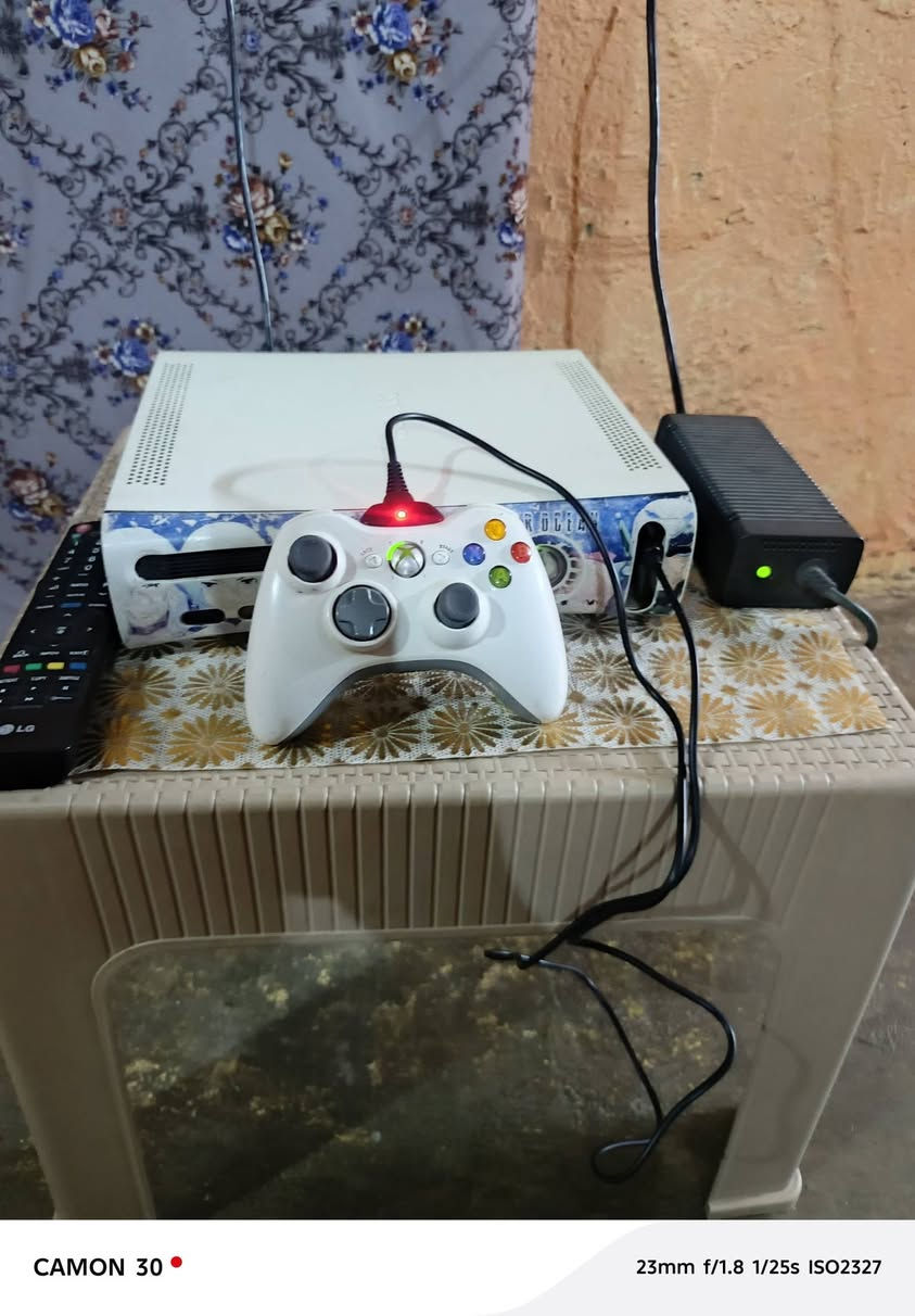 اكس بوكس للبيع في الموصل سعر 100 بمجال مجال ***********
