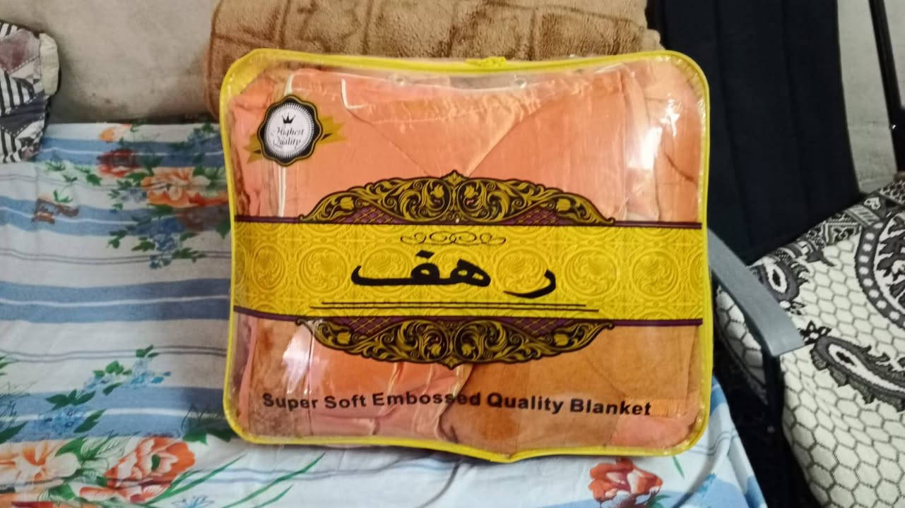 تلبسات تخم للبيع العدد ثنين وحده بيجي ووحده جوزي الجوز مامستعمله والبيجي استعمال قليل والحاف ديباج  استعمال قليل واسعارهن مناسبه شراي ***********
