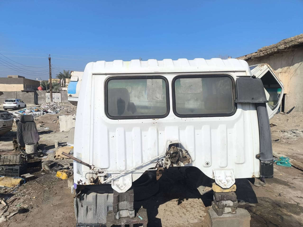 للبيع قماره هينو طيره جاهزه دواخل كامله مابيه نقص سعرك 10ورقات  ***********
