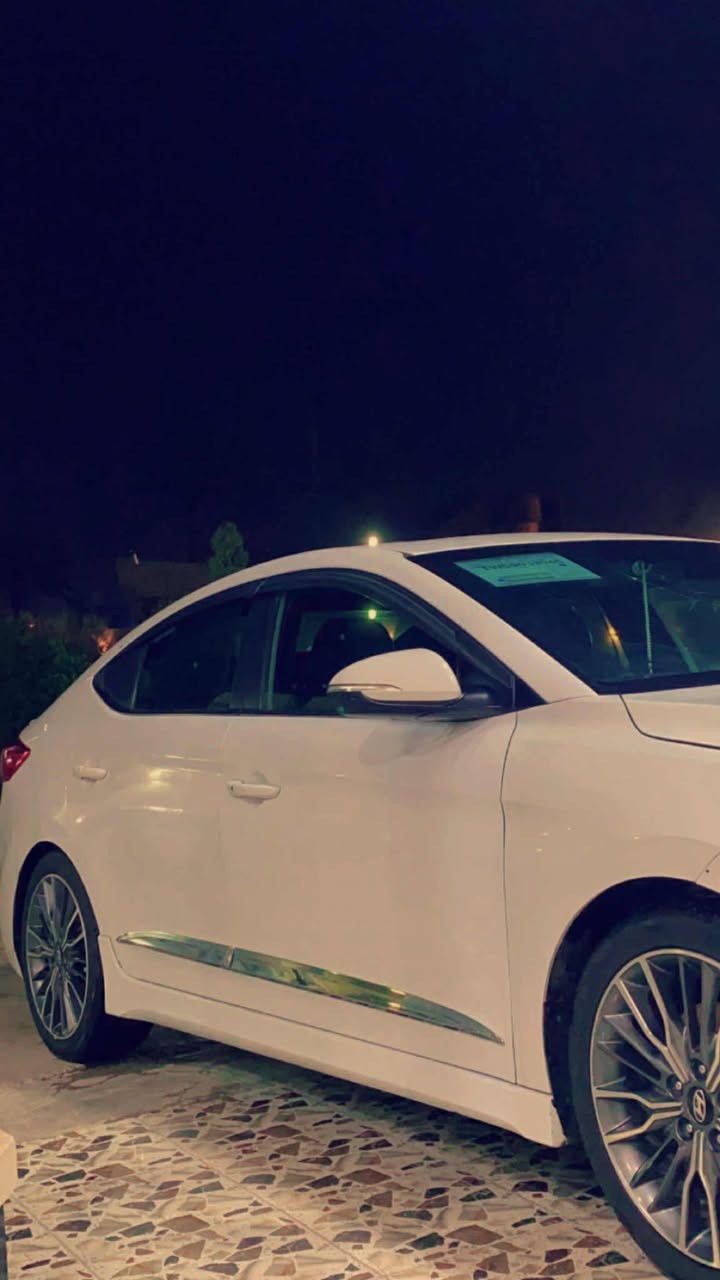 النترا 2018 سبورت 
وارد امريكي  
محرك ١٦٠٠ تيربو 
كير عادي واوتو 7 نمر 
اكزوز رياضي بلادي
مواصفات ١/١ :
بصمة تشغيل وبيبان وصندوك 
كشنات حضن جلد مختومه sport 
تدفئة كشنات 
دشبول كاربون فايبر 
سلايد روف
لايت زينون  
بك لايت لد بلادي 
ويل كب ١٨ كروم بلادي 
مرآة تعتيم ذاتي 
اشاير بلمري 
رادار نقطة عمياء 
تحكمات ستيرن 

ستيرن حرف D 
شفتات بلستيرن 
رقم اربيل 
ماشيه ميل 106
وارد امريكي

***********
