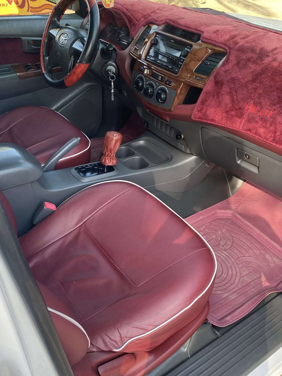 السلام عليكم سياره بيك أب موديل2013سعودي ناصي كفاله عامه من الصبغ والتبديل عداا الموضوح في السونار حداديه جاهزه تخم تاير تبريد ثلج تدفئه او تماتيك تحويل مباشر ثاني يوم سنويه لغايه 2027رقم نكليزي مكان السياره بابل ناحيه النيل السعر 188 وبيها مجال بسيط حك الجيه اتصل على الرقم ودلل ***********
