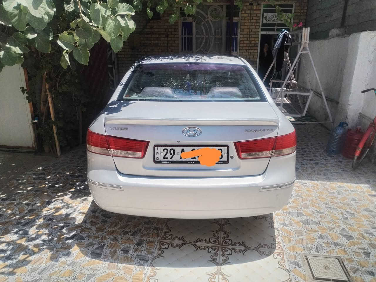 سلام عليكم مكلف بالنشر  سوناتا موديل 2009 وارد كوري محرك 2000 دوش  مكفولة وبيها سونار بأسم راعيها ابو الرقم سنوية وهزة جديدة مكانها كوت مركز المدينة باقي التفاصيل على هذا الرقم ***********
