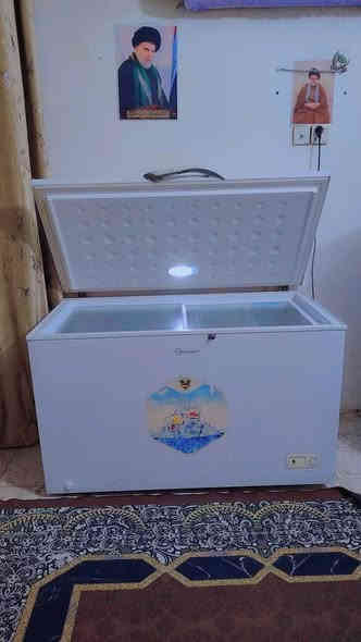 يا الله مجمده حجم كبير اكبر حجم بل مجمدات  اخت الجديده سعر 250.     وثلاجه حجم 14 قدم سعر 150. مكان كربلاء حي الميلاد للاستفسار *********** كربلاء
