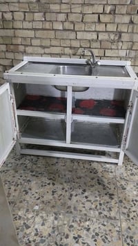 كاونتر للبيع • نظيف • البلديات