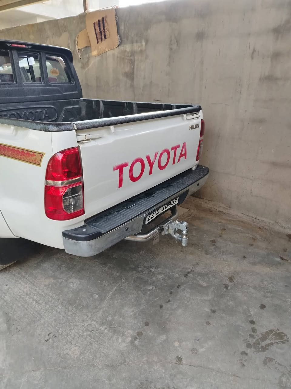 السلام عليكم
تويوتا موديل 13 فور ويل رقم أربيل ماشيه 196 ألف مكفوله كير اوتوماتيك وتبريد خير من الله السيارة نظيفه
  السعر 235 وبيها مجال حك الجيه مكان ديالى ***********
