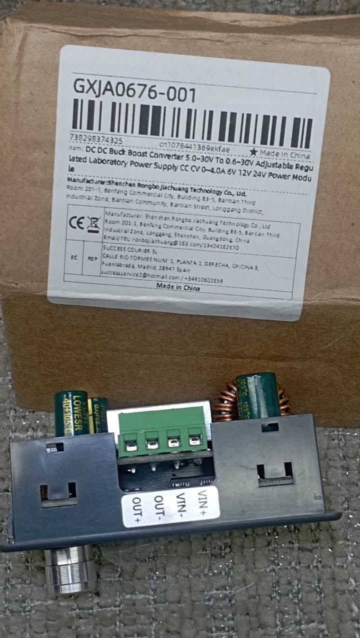 جهاز بهذا الشكل
الي يفيده يراسلني


**إذا كنت صاحب هذا الإعلان وتريد حذفه لأي سبب، رجاءا أرسل رسالة إلى الدعم الفني**