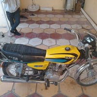 مديل 22 • اوراق • واسط