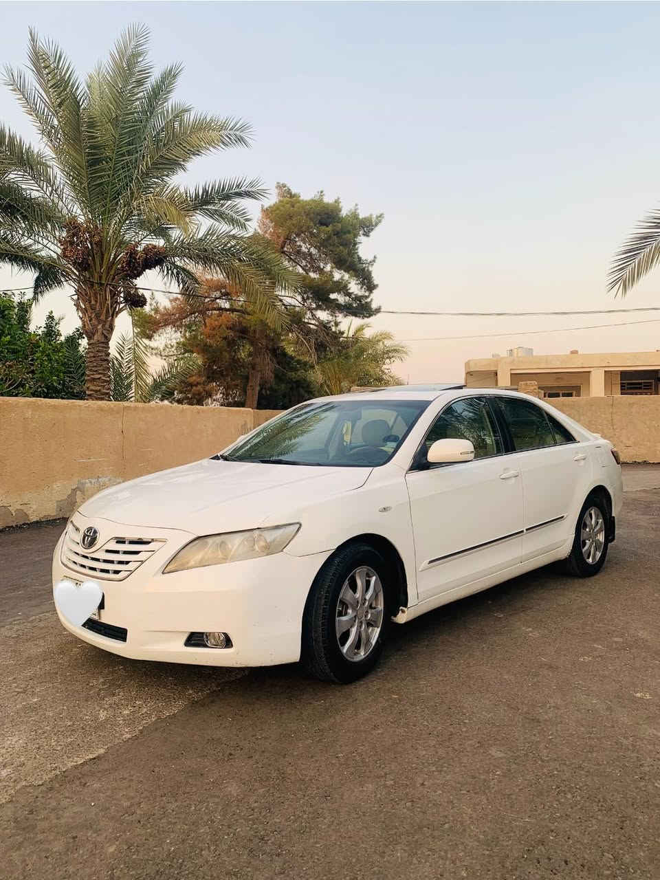 …السلام‎عليكم 
‎للبيع.. 
‎كامري 2008 خليجي سعودي فول مواصفات 
Glx 
‎رقم صلاح الدين وسنوية جديد 2027
‎سلايت 
‎تبريد قطعتين 
‎كشن كهرباء 
‎حساسات 
‎صاج 
‎شاشة + كامرة 
‎تحكمات ستيرن 
‎بردة خلفية 
‎اشاير بالمري 
‎ كير محرك خير من الله 
السعر ١٢٥ وبيها مجال للشراي 
للاستفسار ***********
