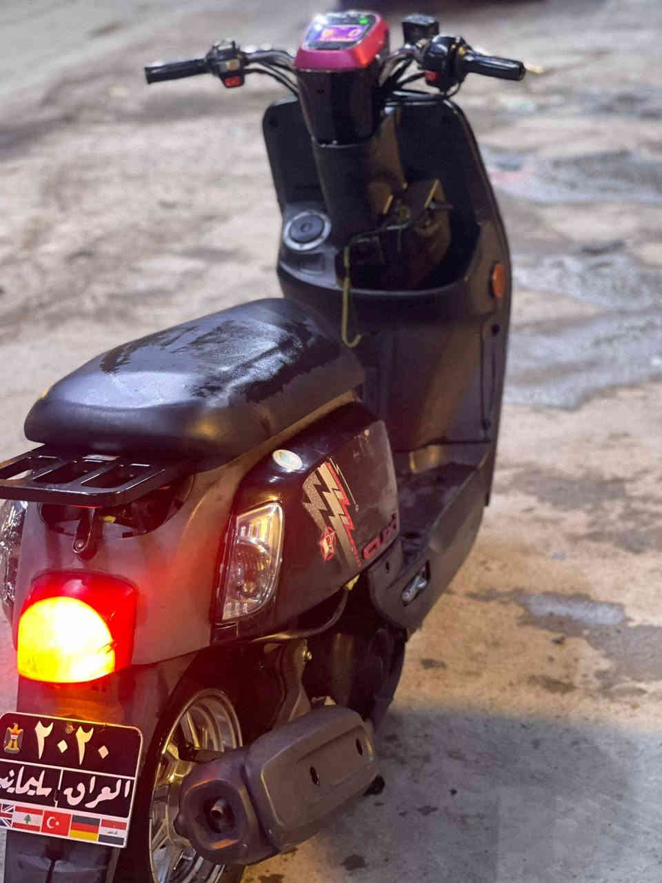 سلام عليكم دراجه البيع بوليس موديل13مصطره بحالت وكاله دراجه صالها فتره من جبتها وهاي صورها دراجه كفاله عامه مكان بغداد تصل وتساب وعله خط***********سعر نشالله يعجبك
