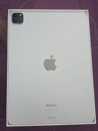 ايباد برو M2 • ١٢٨ جيجا • بطارية ٩٣٪