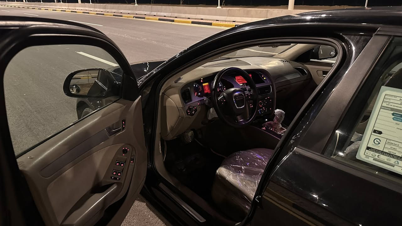 🔹 للبيع أودي A4 موديل 2009 وارد خليجي 🔹
📍 رقم أربيل – تحويل ثاني يوم

السيارة بحالة ممتازة ومعتنى بيها بشكل كبير، استخدام شخصي، وما محتاجة أي صرف.

المواصفات:
🚀 المحرك: 2000 تيربو (إقلاع) جديد
⚙️ القير: 8 نمر (طيارة)
⚫️ اللون: أسود
🌤️ فتحة سقف: سلايد روف
🔑 بصمة تشغيل
🔄 كير أوتوماتيك + عادي
🛣️ مثبت سرعة
🎮 تحكمات ستيرن
✋ هندبريك بصمة
🏎️ ويل كب رياضي

الحالة:
📋 ضرر موضح قدامكم بالسونار بكل شفافية
🏭 كير، محرك، كهربائيات على وضع الشركة
🛠️ مسوي إدامة عامة للسيارة تشمل:
نوزلات، بلكات، كويلات، دهن، فلاتر، وكل ما يلزم

السيارة جاهزة للفحص والتجربة، وما عليها كلام.

💰 السعر المطلوب: 107 ورقة
🤝 قابل للتفاوض الجدي بعد المعاينة

📞 للتواصل: ***********
 🟢 مكاني سامراء
