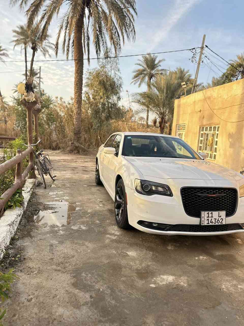 السلام عليكم
للبيع 
كرايسلر S300 (اوباما)
فول مواصفات 1/1
مكفولة كفالة عامة 
ماشية 50 الف 
السعر 380$
باقي التفاصيل الاتصال 
***********
***********
