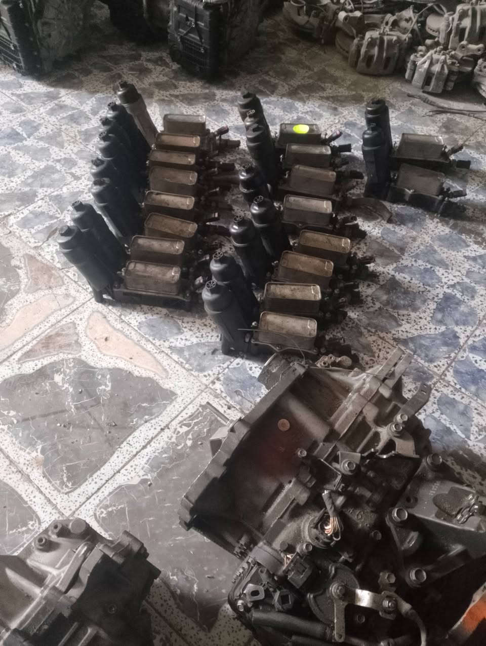 السلام عليكم
براد محرك 3600 اصلي تفصيخ حاوية 
البيع جملة كل الكمية ***********
