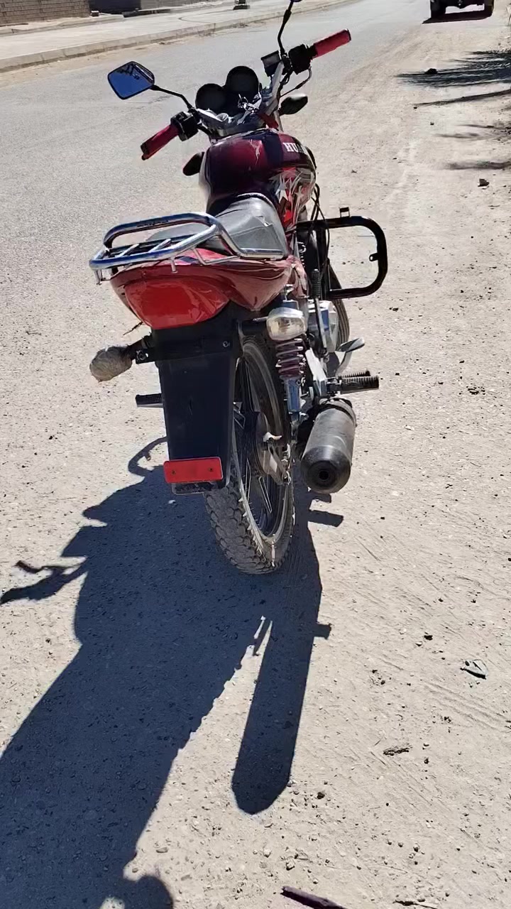 سلام عليكم متاح موطور موديل 2015 محدث 19 نضيف الك الفحص وتراي سعره 525 وبي مجال حك جيه 
الخاص مفتوح هاذه رقمي ***********
