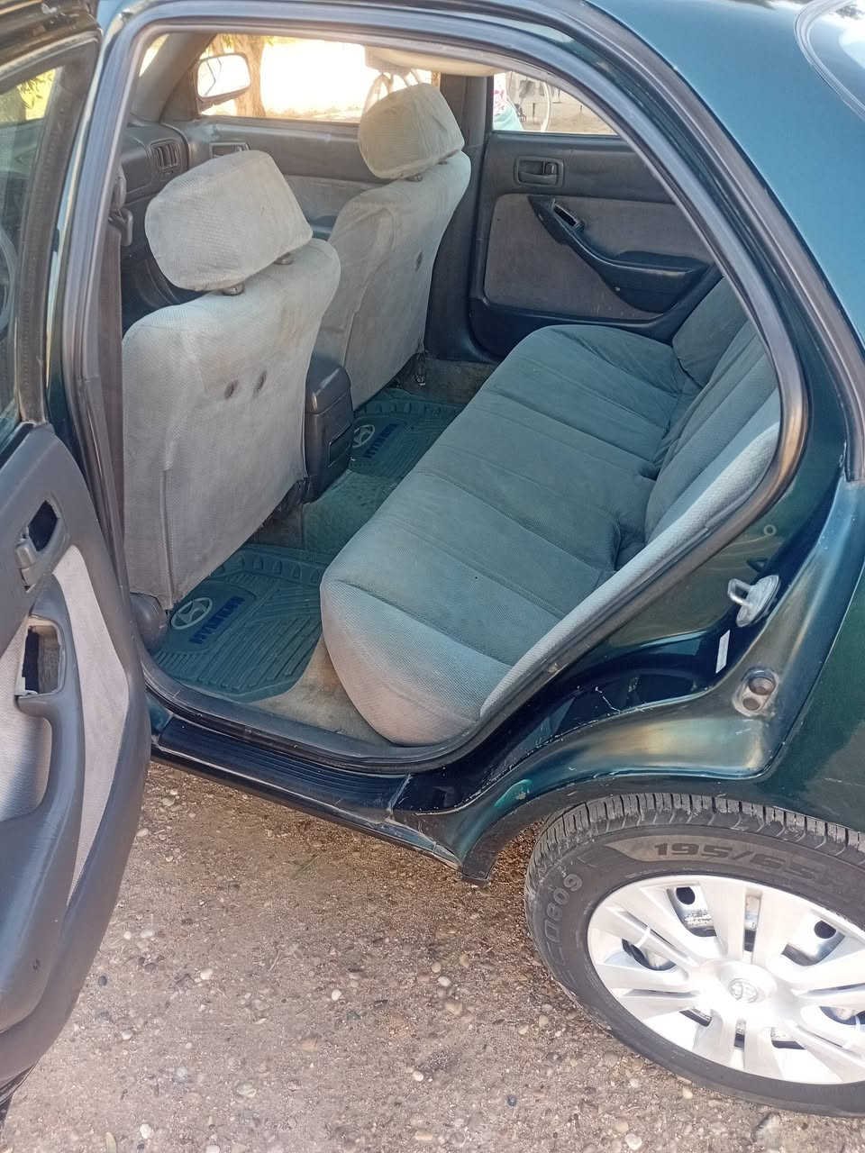 كامري موديل ٩٥ محرك ٤ سلندر السعر ٥٠ مكان السيارة الانبار ***********
